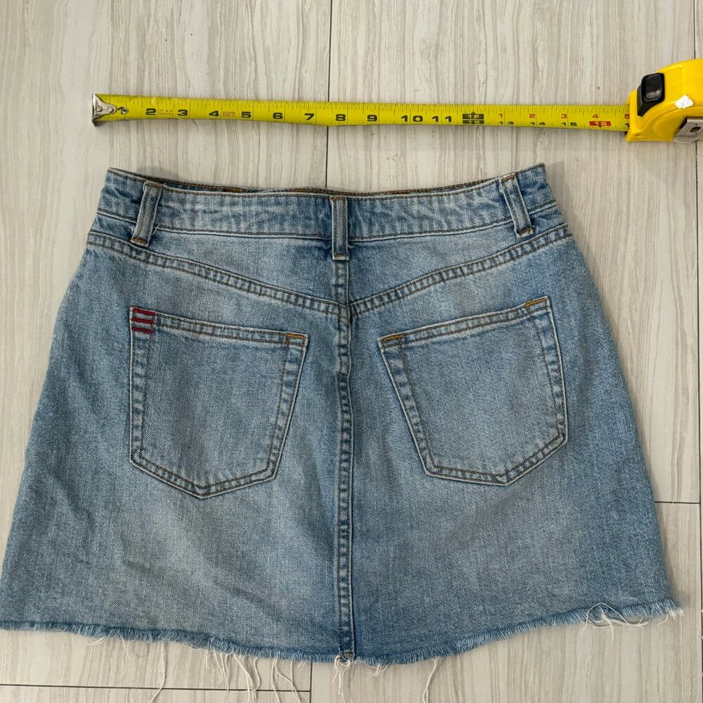 BDG Urban Outfitters High-Rise Raw Hem Denim Mini Skirt – Size S/P